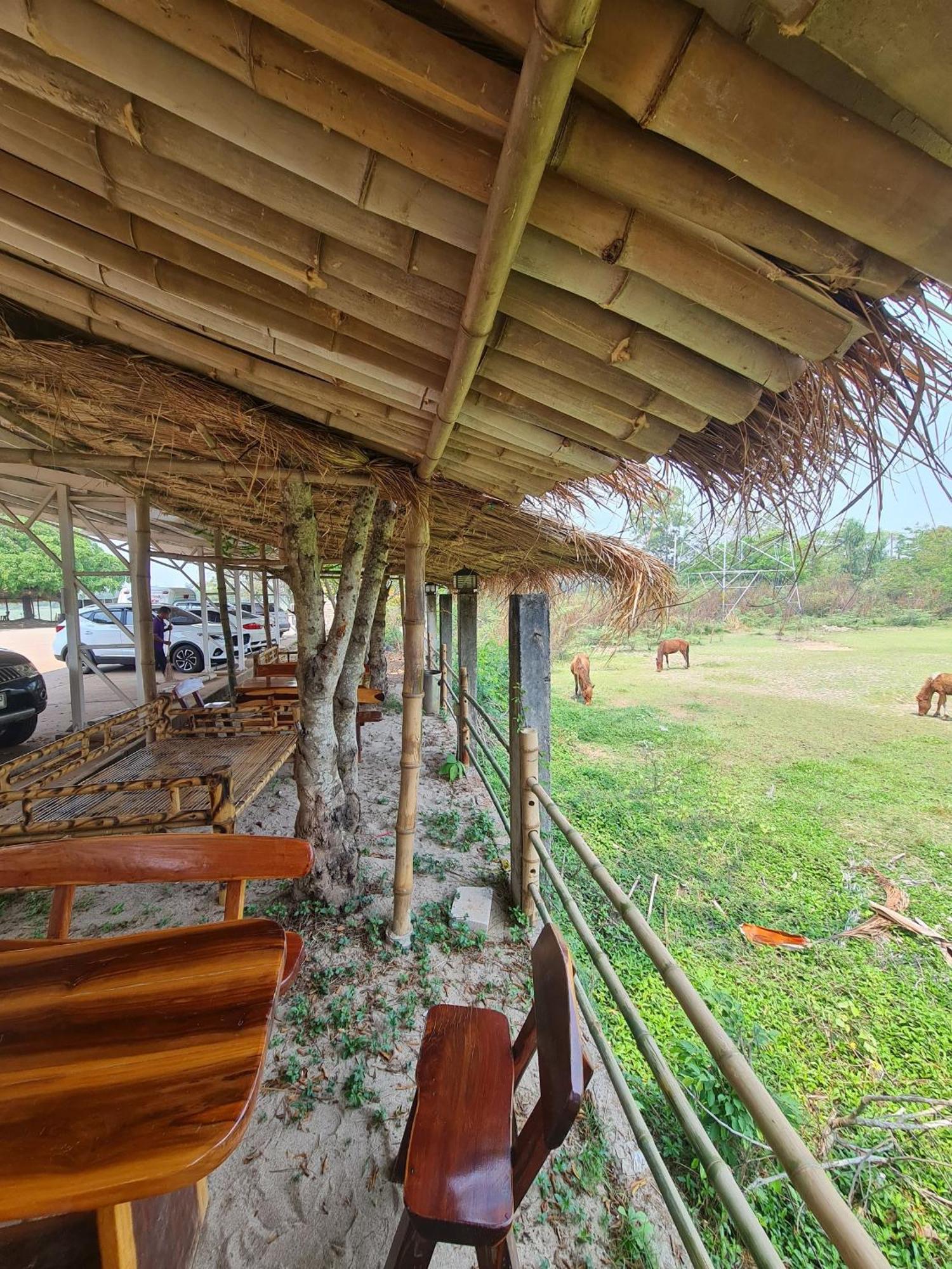 Bualinn Resort Nong Khai Exterior photo