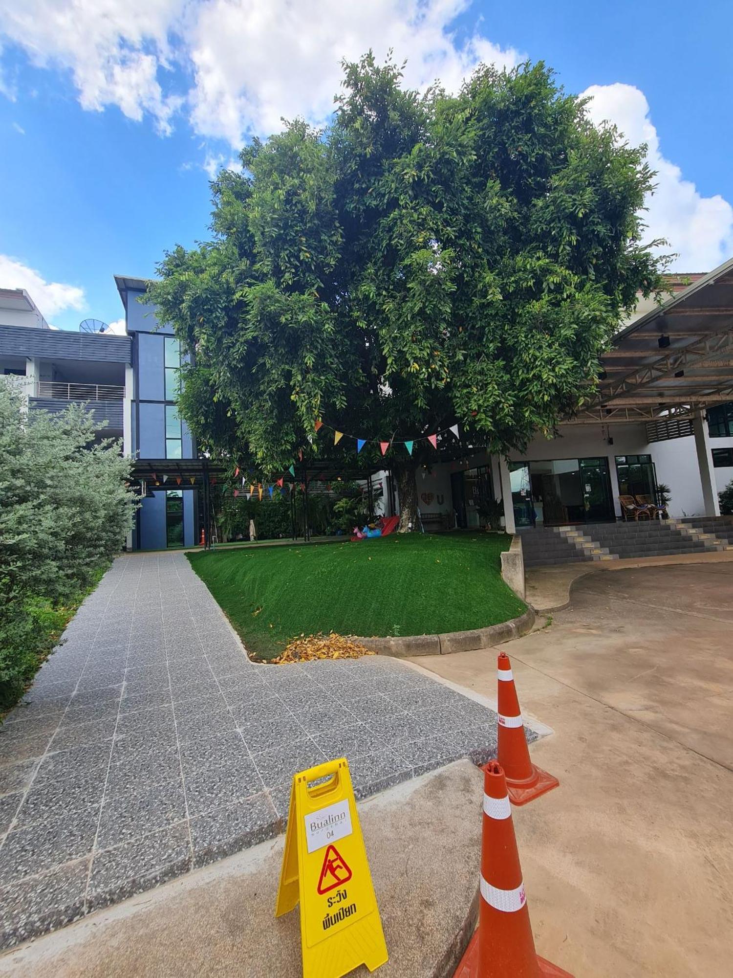 Bualinn Resort Nong Khai Exterior photo
