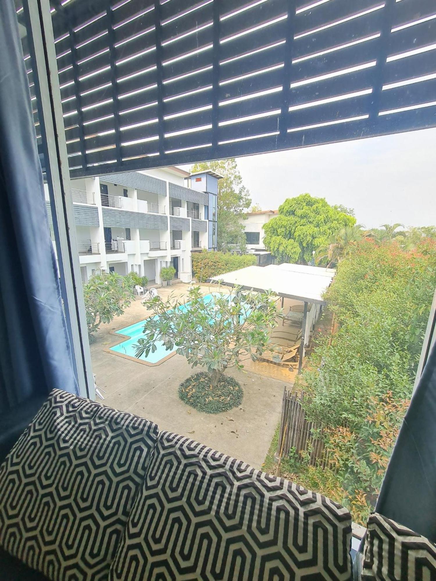 Bualinn Resort Nong Khai Exterior photo