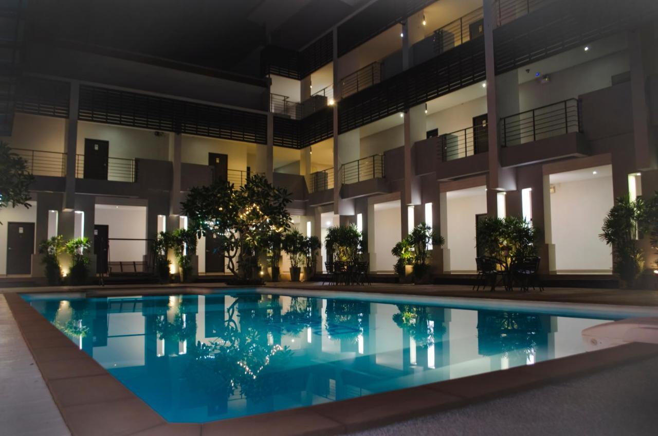 Bualinn Resort Nong Khai Exterior photo